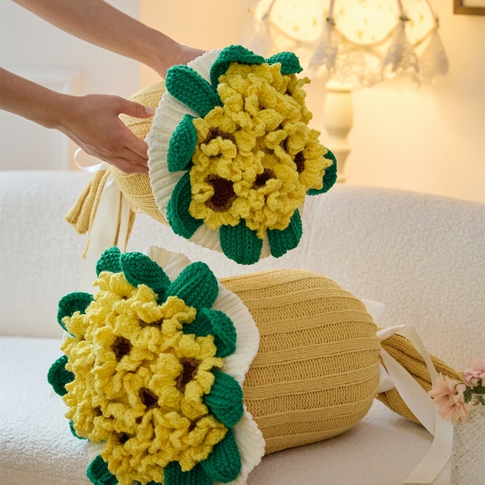 91家纺网 家纺一手货源 找家纺 （总）暖绵绵家纺 2025新款花束针织抱枕-星葵（含芯）