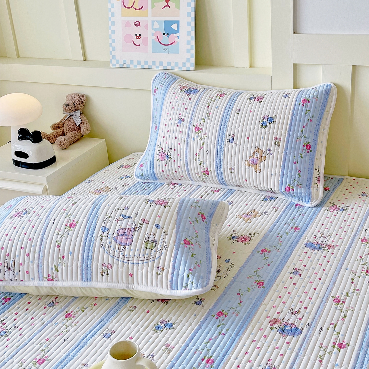 91家纺网 家纺一手货源 找家纺 金鑫汇家纺 2025新款A类全绗缝夹棉印花枕套 快乐萌兔