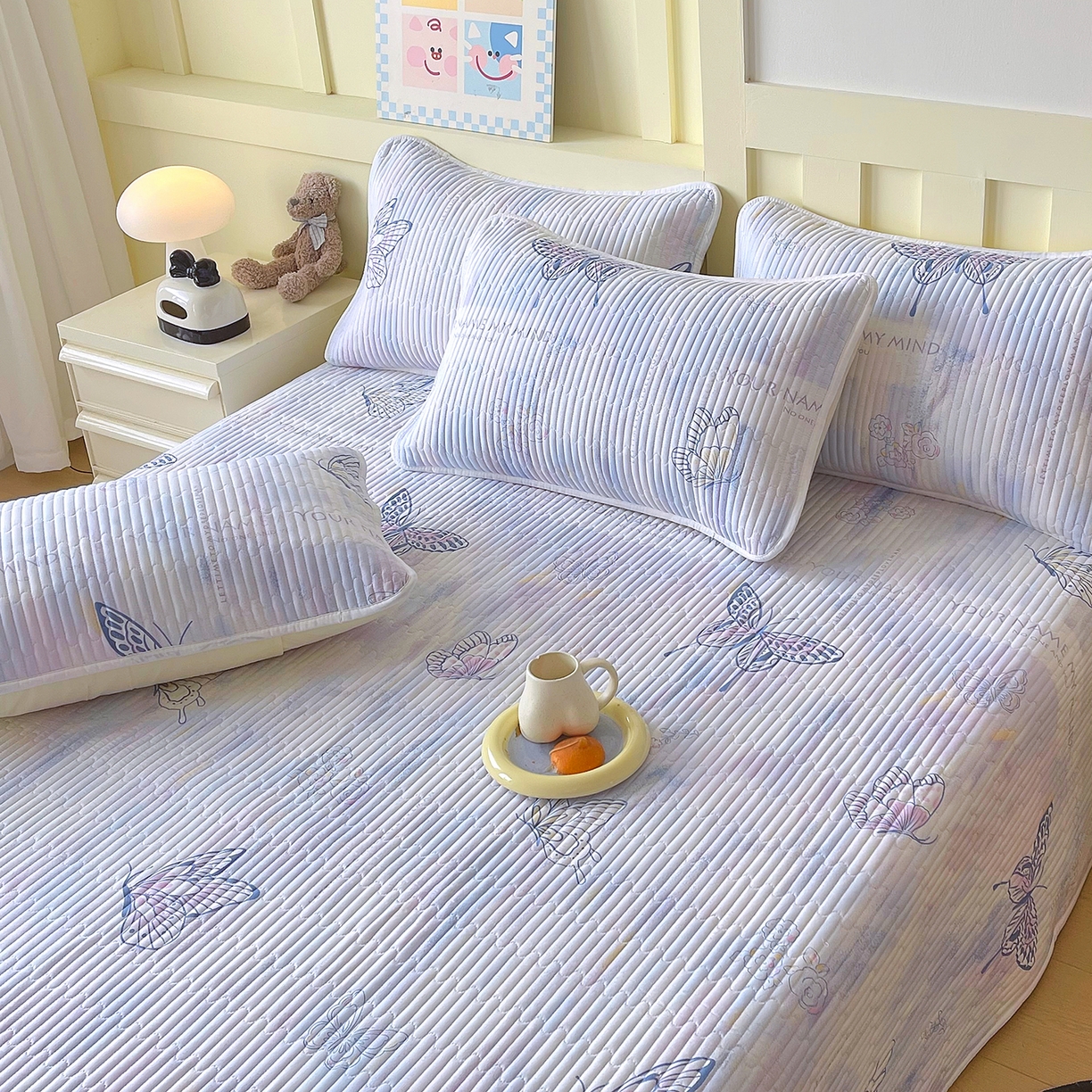 91家纺网 家纺一手货源 找家纺 金鑫汇家纺 2025新款A类全绗缝夹棉印花枕套 梦蝶