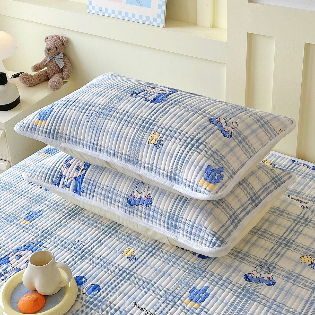 91家纺网 家纺一手货源 找家纺 金鑫汇家纺 2025新款A类全绗缝夹棉印花枕套 谦逊敖丙