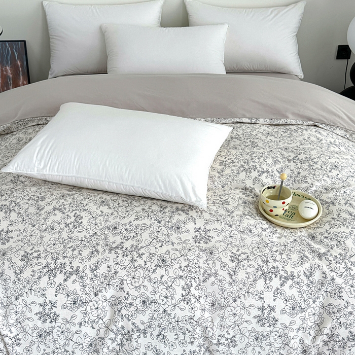 91家纺网 家纺一手货源 找家纺 艾迪尚家纺 2025新款生态全棉纯棉磨毛印花四件套 樱花雪-灰