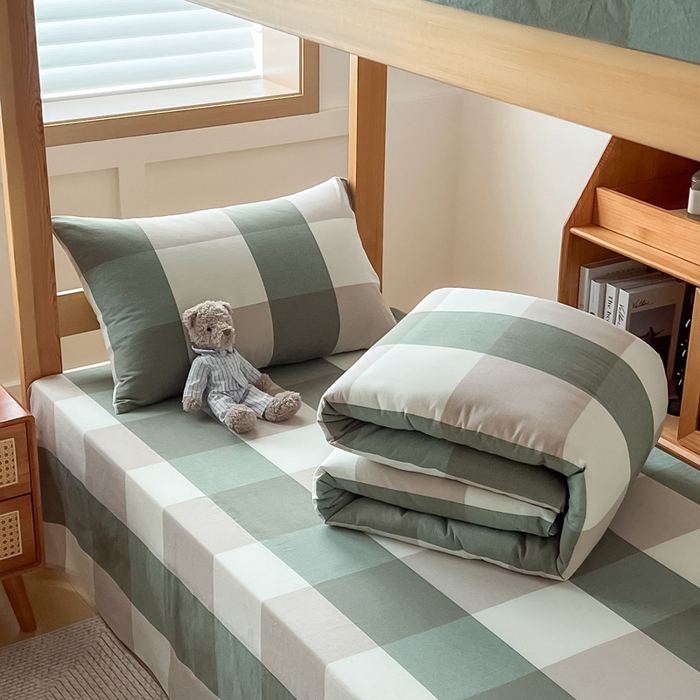 91家纺网 家纺一手货源 找家纺 鸣升家纺 2025新款全棉纯棉色织水洗棉学生宿舍床三件套上下铺三件套六件套 绿大格