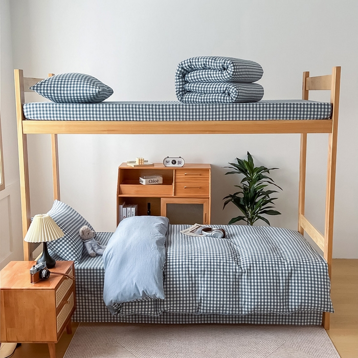 91家纺网 家纺一手货源 找家纺 鸣升家纺 2025新款全棉纯棉色织水洗棉学生宿舍床三件套上下铺三件套六件套 浅蓝小格