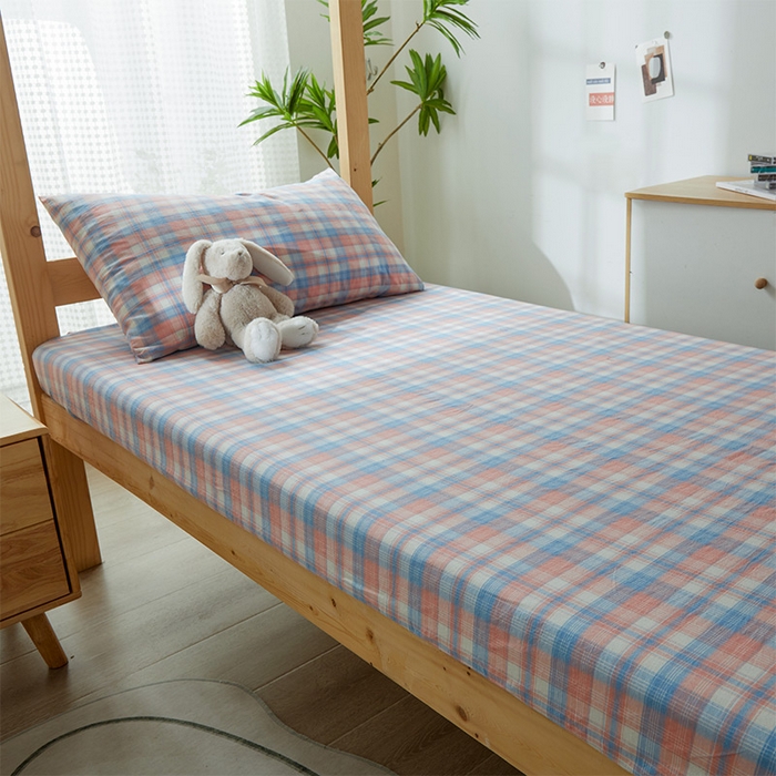 91家纺网 家纺一手货源 找家纺 鸣升家纺 2025新款全棉纯棉色织水洗棉学生宿舍床三件套上下铺三件套六件套 星空粉