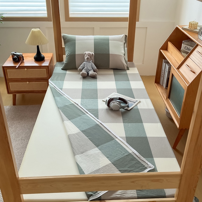 91家纺网 家纺一手货源 找家纺 鸣升家纺 2025新款全棉纯棉色织水洗棉学生宿舍床三件套上下铺三件套六件套 绿大格