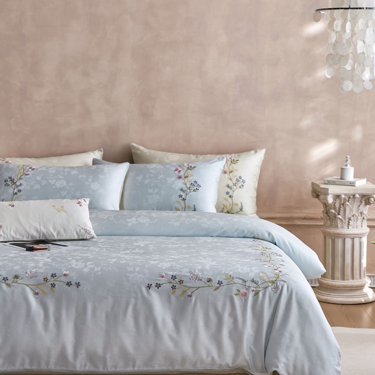 91家纺网 家纺一手货源 找家纺 初拾 2025新款100s全棉提花刺绣系列—花步巷 花步巷-海边蓝