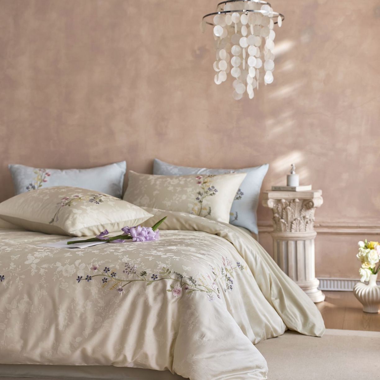 91家纺网 家纺一手货源 找家纺 初拾 2025新款100s全棉提花刺绣系列—花步巷 花步巷-奶油白绿