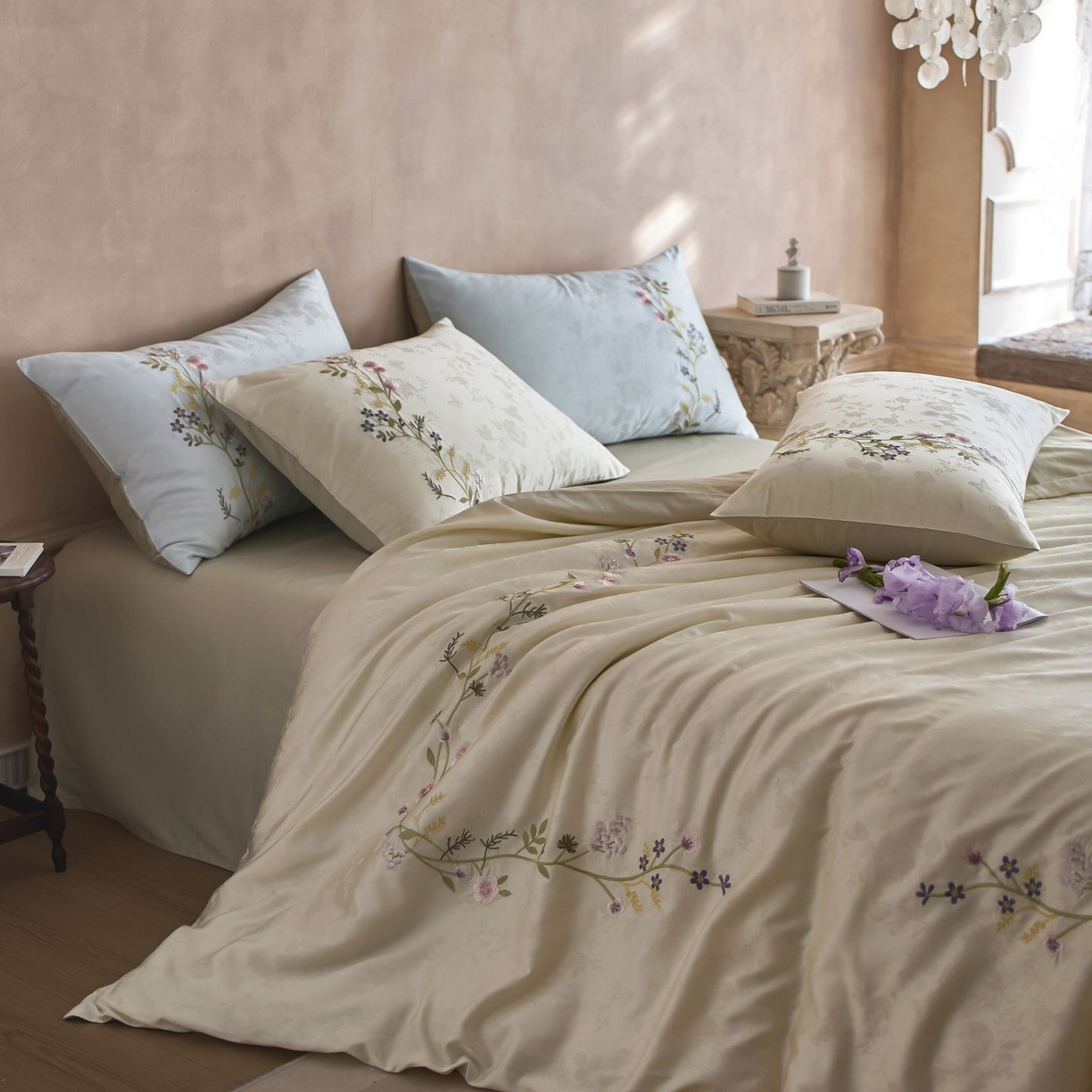 91家纺网 家纺一手货源 找家纺 初拾 2025新款100s全棉提花刺绣系列—花步巷 花步巷-奶油白绿