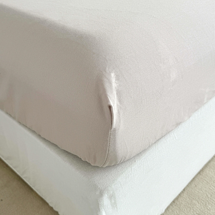 91家纺网 家纺一手货源 找家纺 艾迪尚家纺 2025新款生态全棉纯棉磨毛印花单品系列-单床笠床笠单件 樱花雪-灰