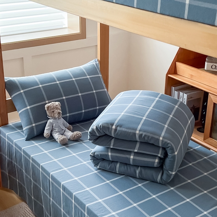 91家纺网 家纺一手货源 找家纺 九沐良品 2025新款全棉纯棉色织水洗棉学生三件套六件套大礼包 柏拉图兰