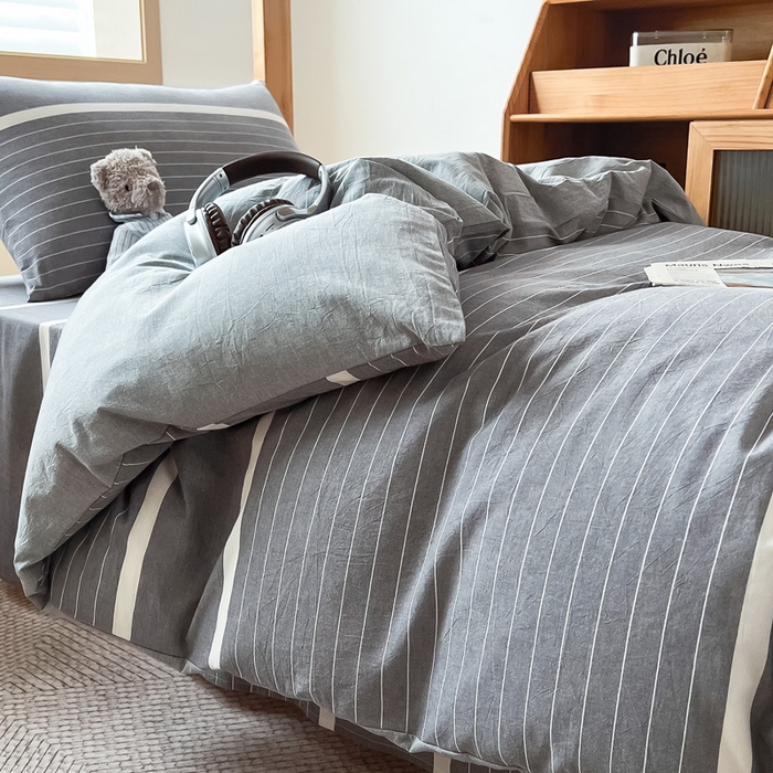 91家纺网 家纺一手货源 找家纺 九沐良品 2025新款全棉纯棉色织水洗棉学生三件套六件套大礼包 灰条