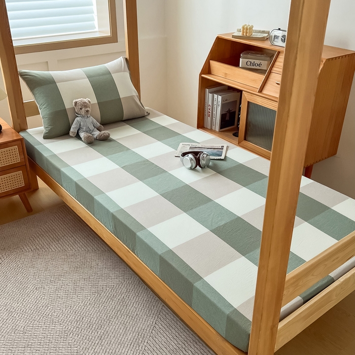 91家纺网 家纺一手货源 找家纺 九沐良品 2025新款全棉纯棉色织水洗棉学生三件套六件套大礼包 绿大格