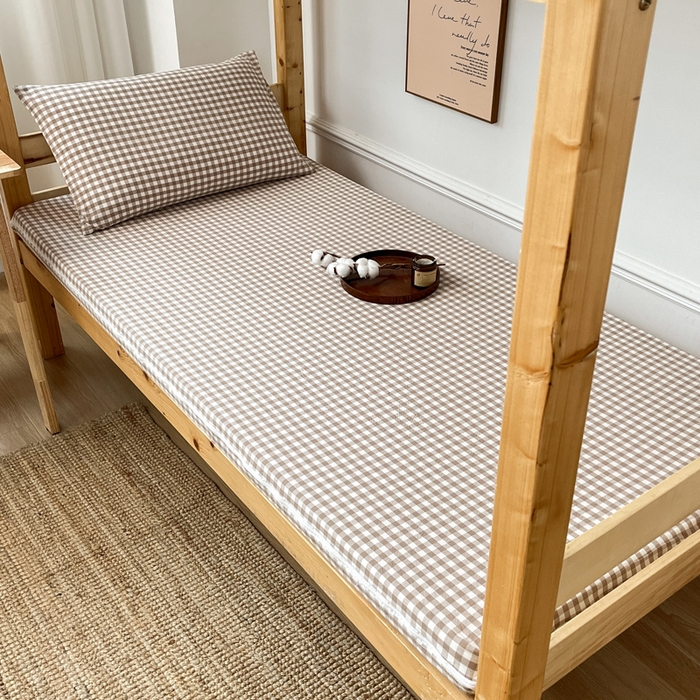 91家纺网 家纺一手货源 找家纺 九沐良品 2025新款全棉纯棉色织水洗棉学生三件套六件套大礼包 米小格