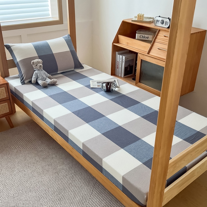 91家纺网 家纺一手货源 找家纺 九沐良品 2025新款全棉纯棉色织水洗棉学生三件套六件套大礼包 米粽丈青格