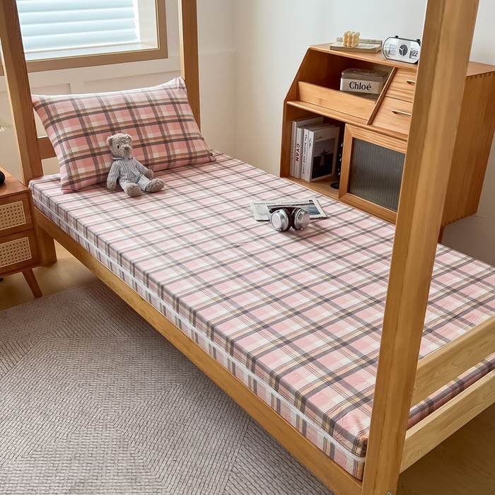 91家纺网 家纺一手货源 找家纺 九沐良品 2025新款全棉纯棉色织水洗棉学生三件套六件套大礼包 莫妮卡粉