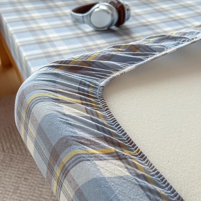 91家纺网 家纺一手货源 找家纺 九沐良品 2025新款全棉纯棉色织水洗棉学生三件套六件套大礼包 莫妮卡兰