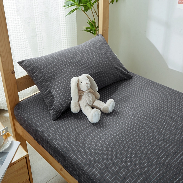 91家纺网 家纺一手货源 找家纺 九沐良品 2025新款全棉纯棉色织水洗棉学生三件套六件套大礼包 新灰格