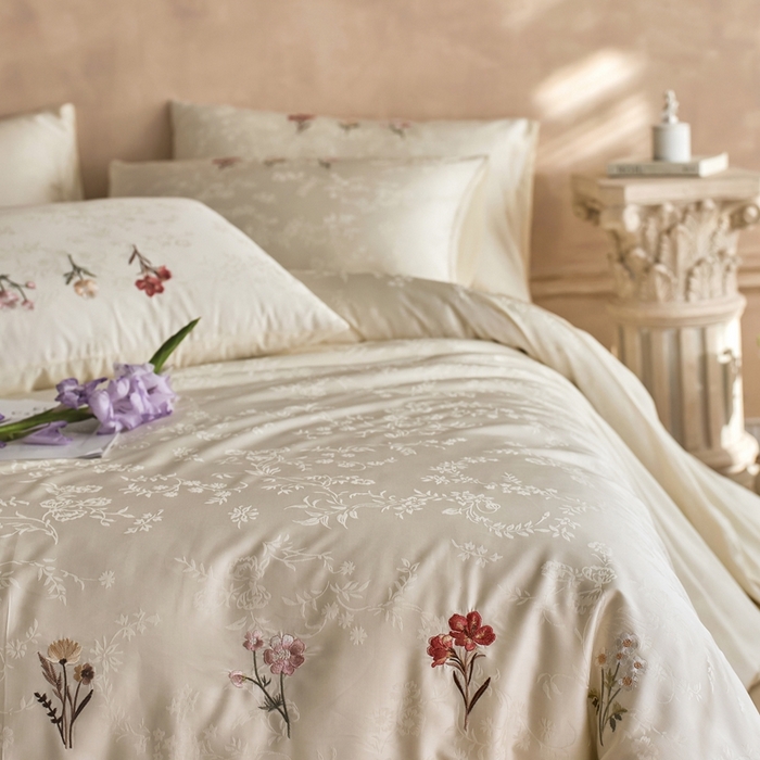 91家纺网 家纺一手货源 找家纺 初拾 2025新款全棉纯棉提花刺绣系列—栀子花信 栀子花信-奶昔白