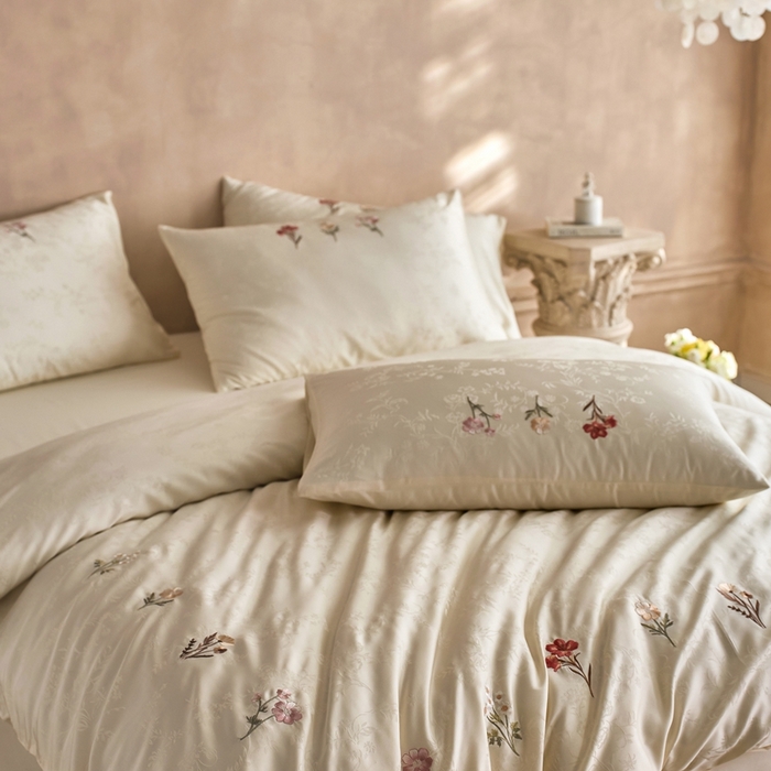 91家纺网 家纺一手货源 找家纺 初拾 2025新款全棉纯棉提花刺绣系列—栀子花信 栀子花信-奶昔白