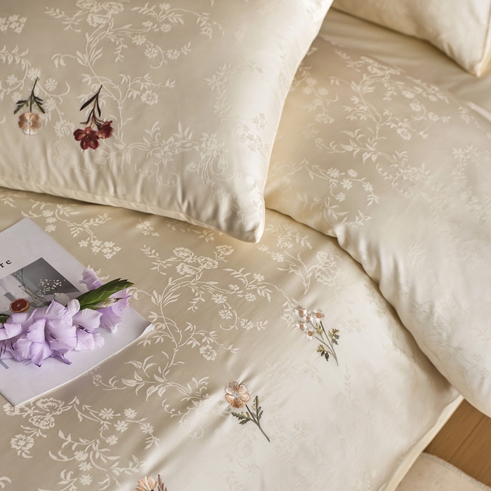 91家纺网 家纺一手货源 找家纺 初拾 2025新款全棉纯棉提花刺绣系列—栀子花信 栀子花信-奶昔白