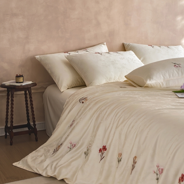 91家纺网 家纺一手货源 找家纺 初拾 2025新款全棉纯棉提花刺绣系列—栀子花信 栀子花信-奶昔白