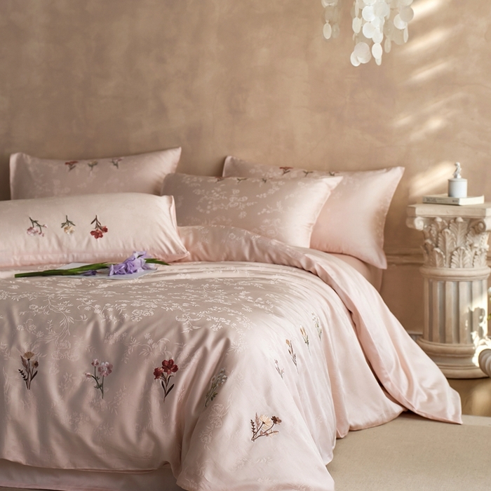 91家纺网 家纺一手货源 找家纺 初拾 2025新款全棉纯棉提花刺绣系列—栀子花信 栀子花信-樱落粉