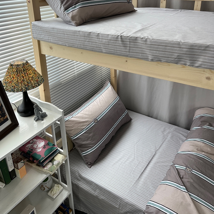 91家纺网 家纺一手货源 找家纺 云梦2025新款全棉印花学生宿舍套件 潮流前线