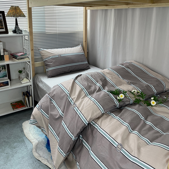 91家纺网 家纺一手货源 找家纺 云梦2025新款全棉印花学生宿舍套件 潮流前线