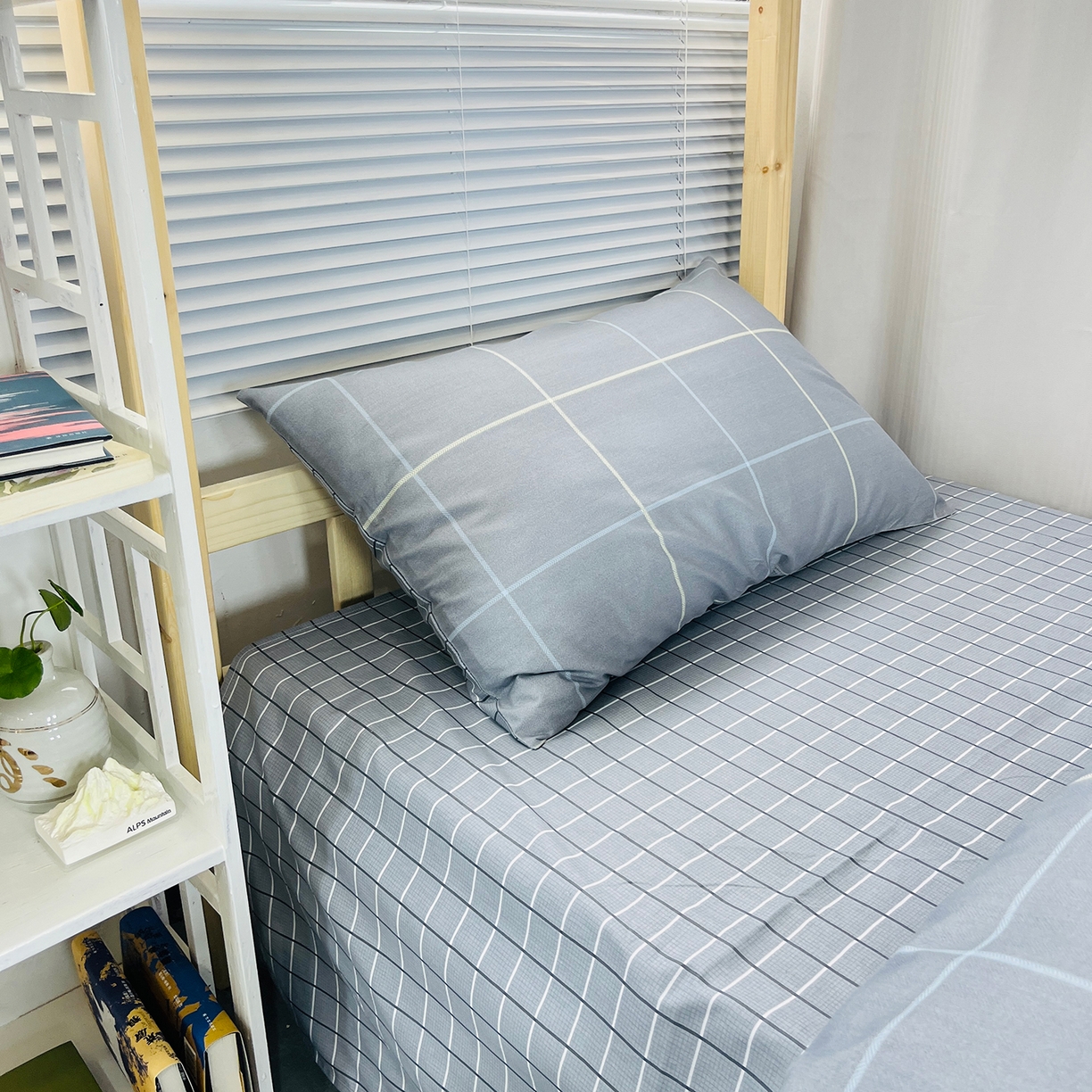 91家纺网 家纺一手货源 找家纺 云梦2025新款全棉印花学生宿舍套件 格调