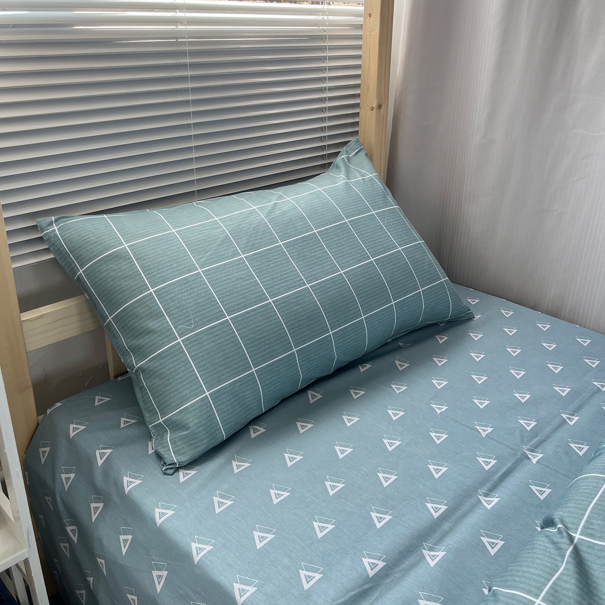 91家纺网 家纺一手货源 找家纺 云梦2025新款全棉印花学生宿舍套件 格调生活