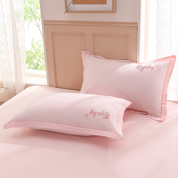 91家纺网 家纺一手货源 找家纺 登登家纺 2025新款A类长绒棉刺绣四件套-卡通 兔熊-粉