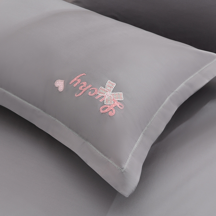 91家纺网 家纺一手货源 找家纺 登登家纺 2025新款A类长绒棉刺绣四件套-卡通 兔熊-灰