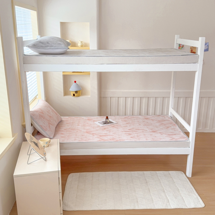 91家纺网 家纺一手货源 找家纺 （总）小萌虎 2025新款亲肤舒适学生宿舍凉席PE凉感凉席席子