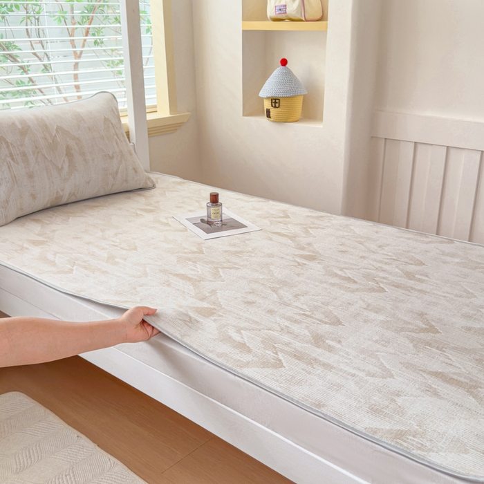 91家纺网 家纺一手货源 找家纺 小萌虎 2025新款亲肤舒适学生宿舍凉席PE凉感凉席席子 学生款山溪-咖