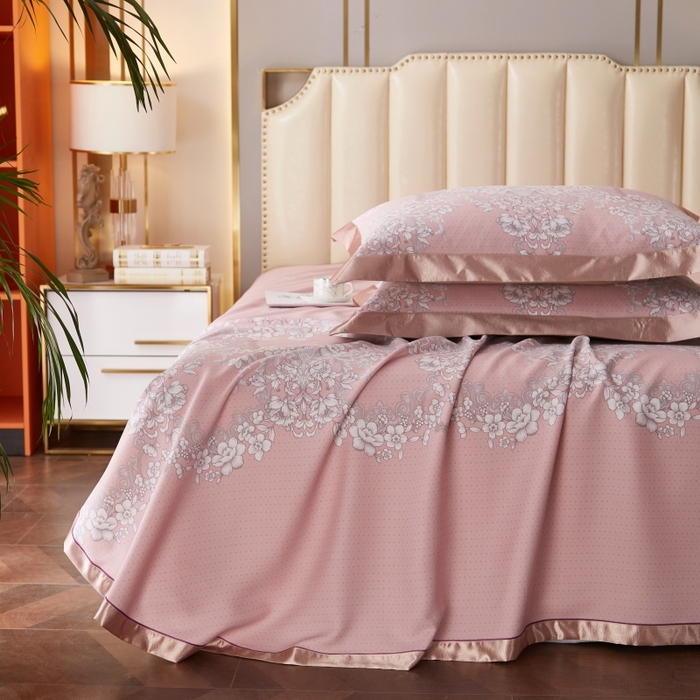 91家纺网 家纺一手货源 找家纺 威克凯丽 2025新款活性印花款纯竹纤维软凉席三件套 轻诗漫语-粉