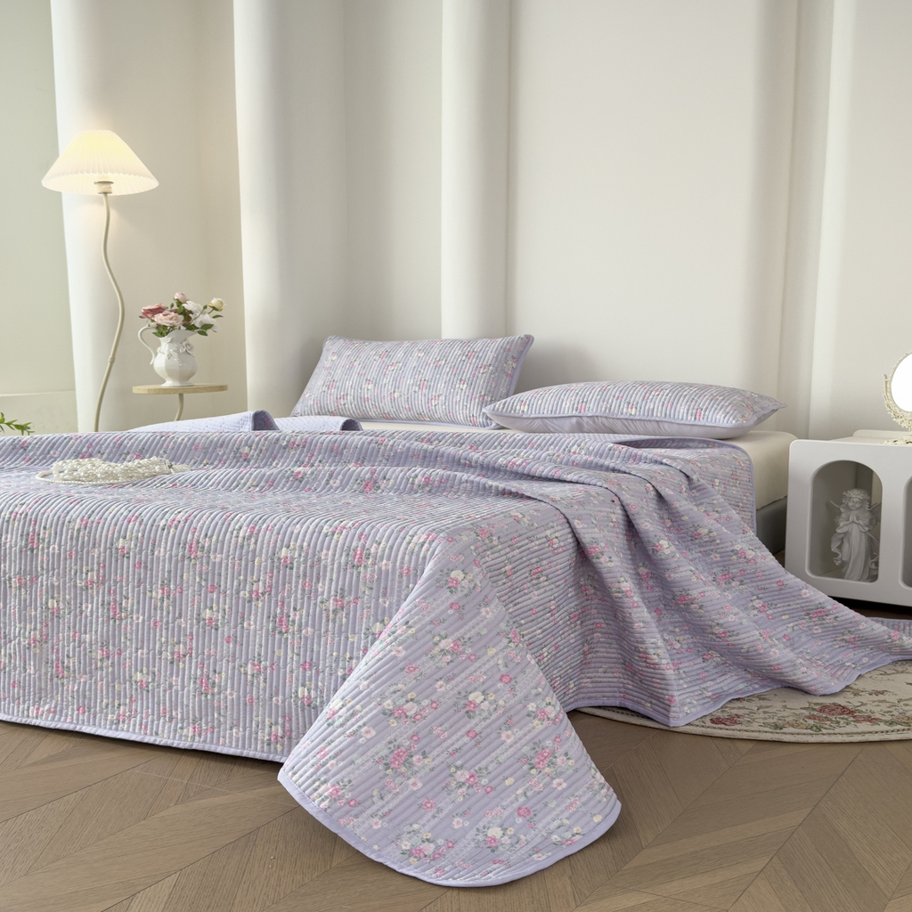 91家纺网 家纺一手货源 找家纺 橘夏家纺 2025新款莱赛尔天丝轻奢风多功能床盖三件套软凉席盖毯  梦幻紫