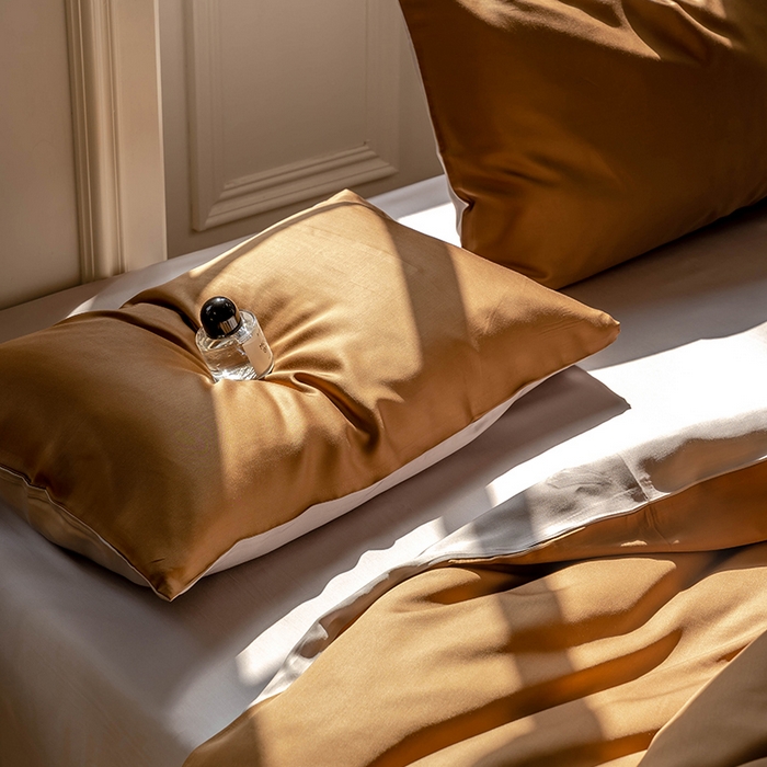 91家纺网 家纺一手货源 找家纺 （总）威克凯丽 2025新款60支纯色兰精天丝四件套--风格一