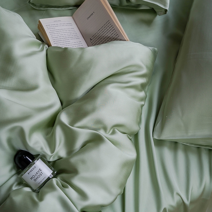 91家纺网 家纺一手货源 找家纺 威克凯丽 2025新款60支纯色兰精天丝四件套--风格一 嫩芽绿