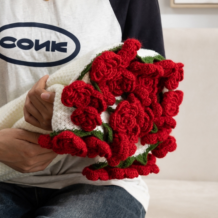 91家纺网 家纺一手货源 找家纺 （总）苏木年华 2025新款玫瑰花束毛毯网红直播多功能盖毯空调午休毯