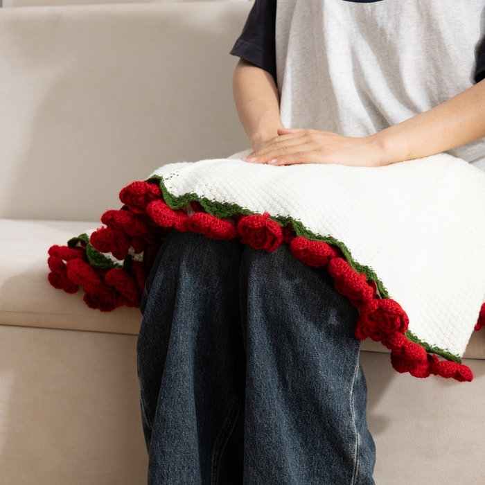91家纺网 家纺一手货源 找家纺 （总）苏木年华 2025新款玫瑰花束毛毯网红直播多功能盖毯空调午休毯