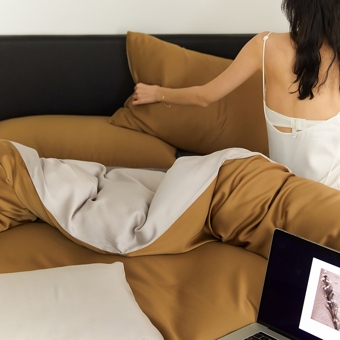 91家纺网 家纺一手货源 找家纺 （总）威克凯丽 2025新款60支纯色兰精天丝四件套--风格二