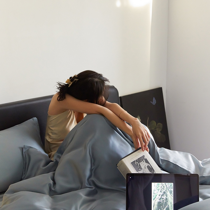 91家纺网 家纺一手货源 找家纺 威克凯丽 2025新款60支纯色兰精天丝四件套--风格二 灰蓝色-冰川灰