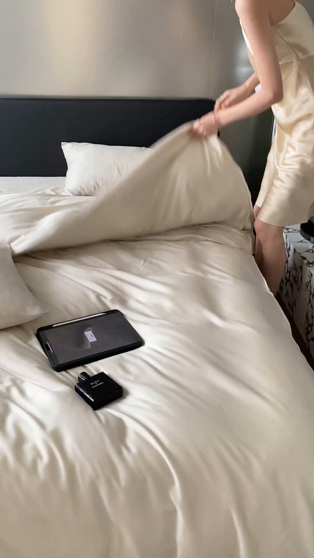 91家纺网 家纺一手货源 找家纺 威克凯丽 2025新款60支纯色兰精天丝四件套--风格二 极地白