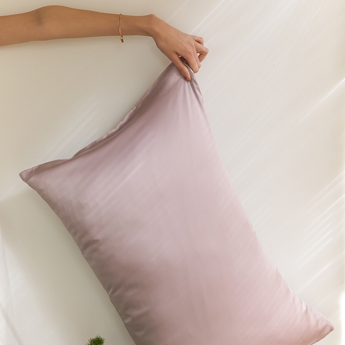 91家纺网 家纺一手货源 找家纺 威克凯丽 2025新款60支纯色兰精天丝四件套--风格二 满天星紫-曙光银