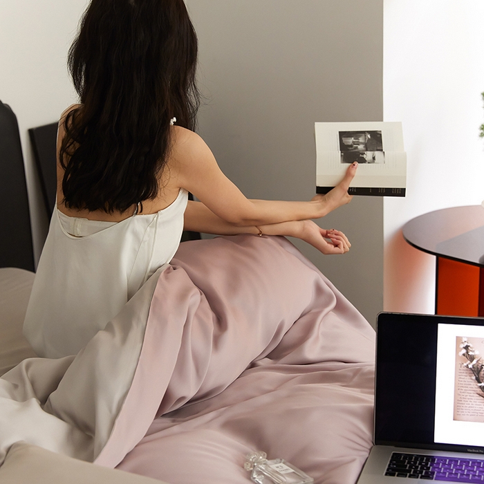 91家纺网 家纺一手货源 找家纺 威克凯丽 2025新款60支纯色兰精天丝四件套--风格二 满天星紫-曙光银