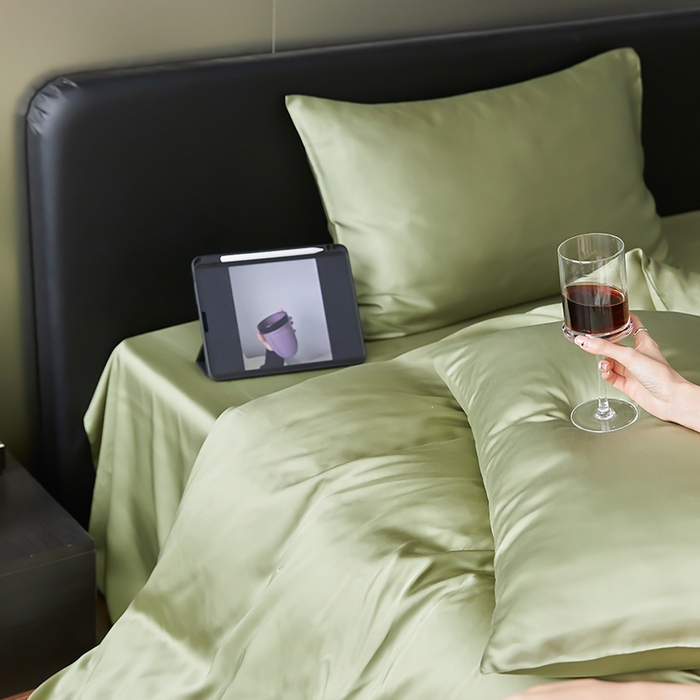 91家纺网 家纺一手货源 找家纺 威克凯丽 2025新款60支纯色兰精天丝四件套--风格二 欧芹绿