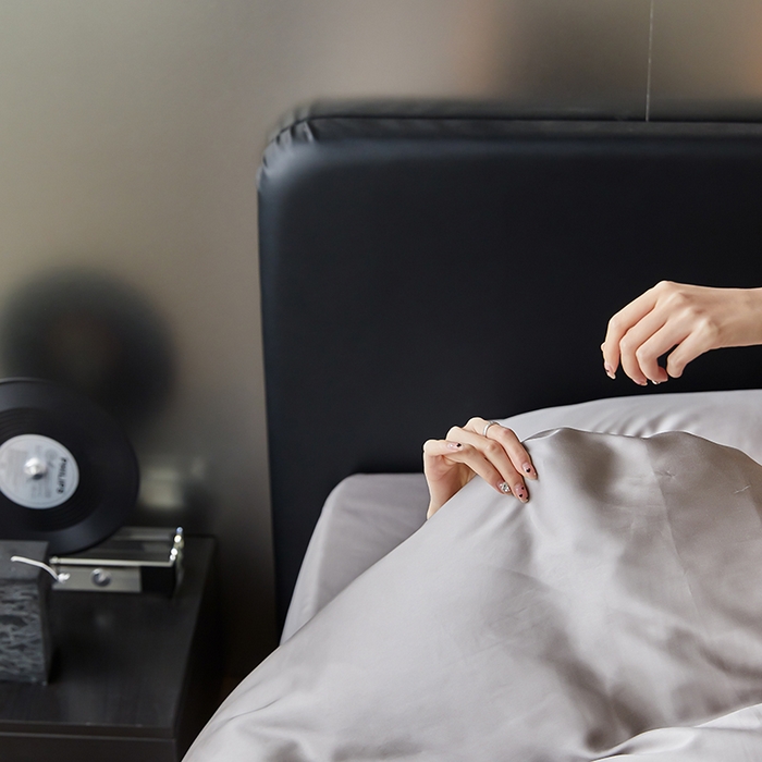 91家纺网 家纺一手货源 找家纺 威克凯丽 2025新款60支纯色兰精天丝四件套--风格二 岩石灰