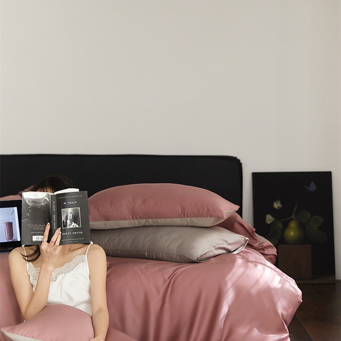 91家纺网 家纺一手货源 找家纺 威克凯丽 2025新款60支纯色兰精天丝四件套--风格二 野樱莓-芋泥灰