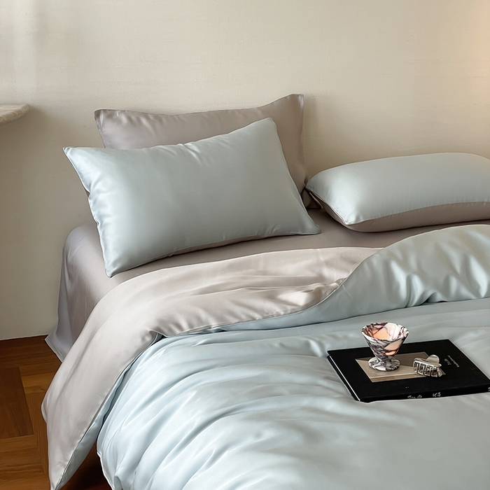 91家纺网 家纺一手货源 找家纺 威克凯丽 2025新款60支纯色兰精天丝四件套--风格二 映霜蓝-霜华银