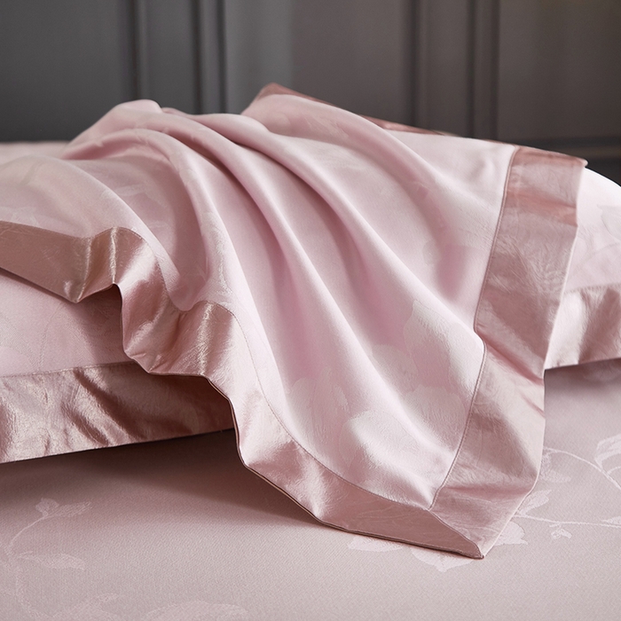 91家纺网 家纺一手货源 找家纺 威克凯丽 2025新款重磅七彩大提花纯竹纤维软凉席三件套 花韵